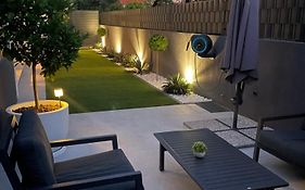 Apartment Oris, Private Parking, Garden